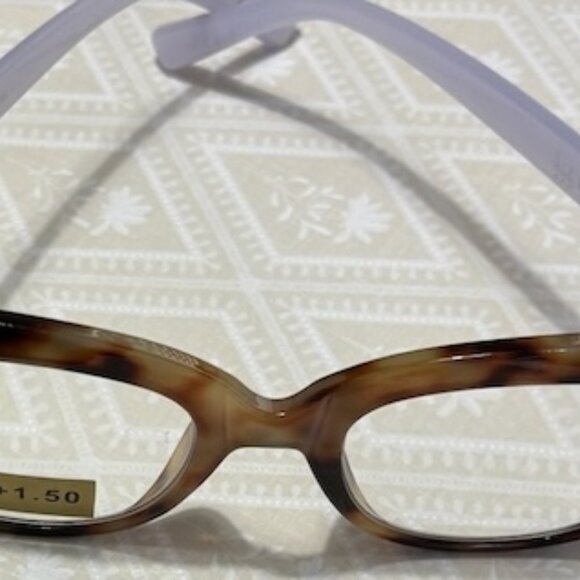 Nicole Miller Readers, two types of tortoise shell. Both are 1.50 strength. New - Picture 2 of 2